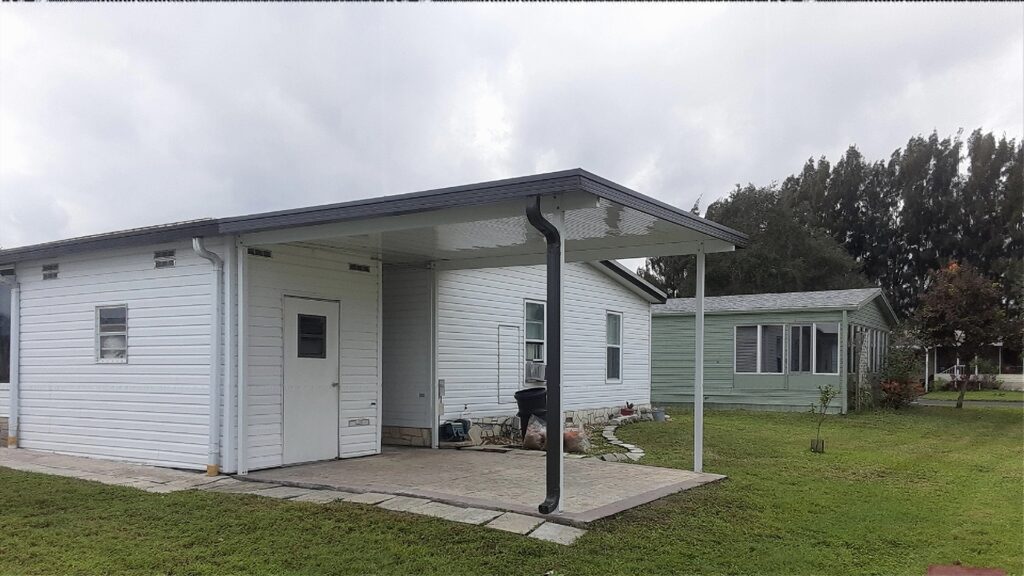 photo roof addition to shed 1
